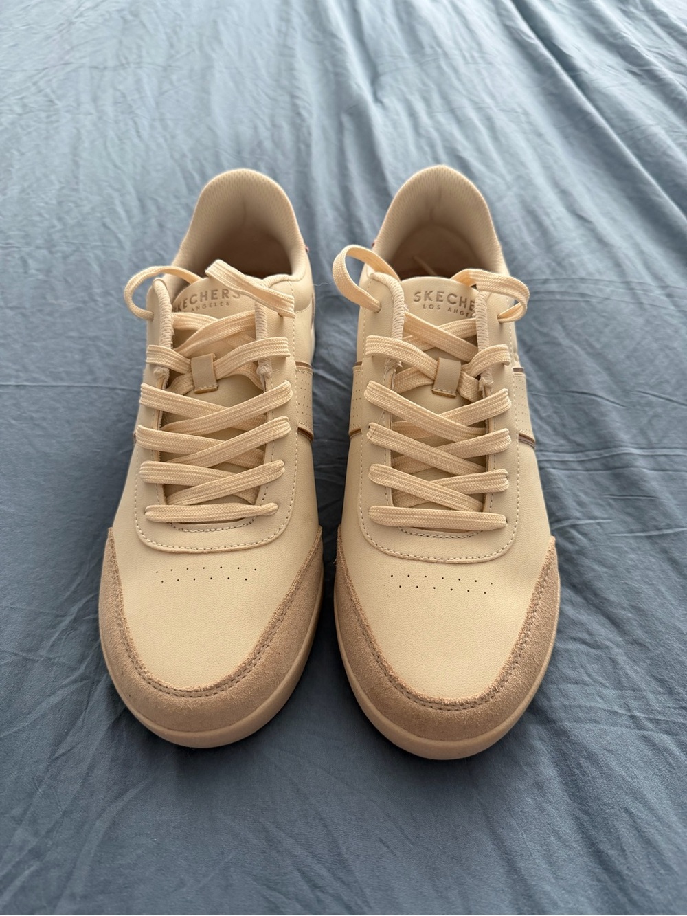Skechers Beige Casual Sneakers